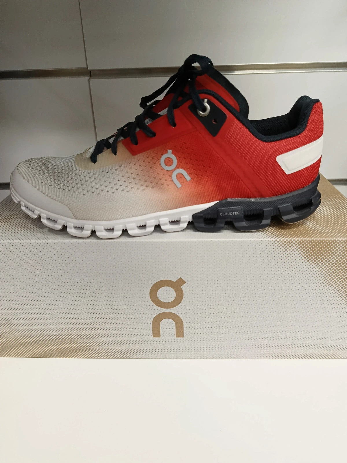 ON Running Cloud flow scarpe corsa n 40
