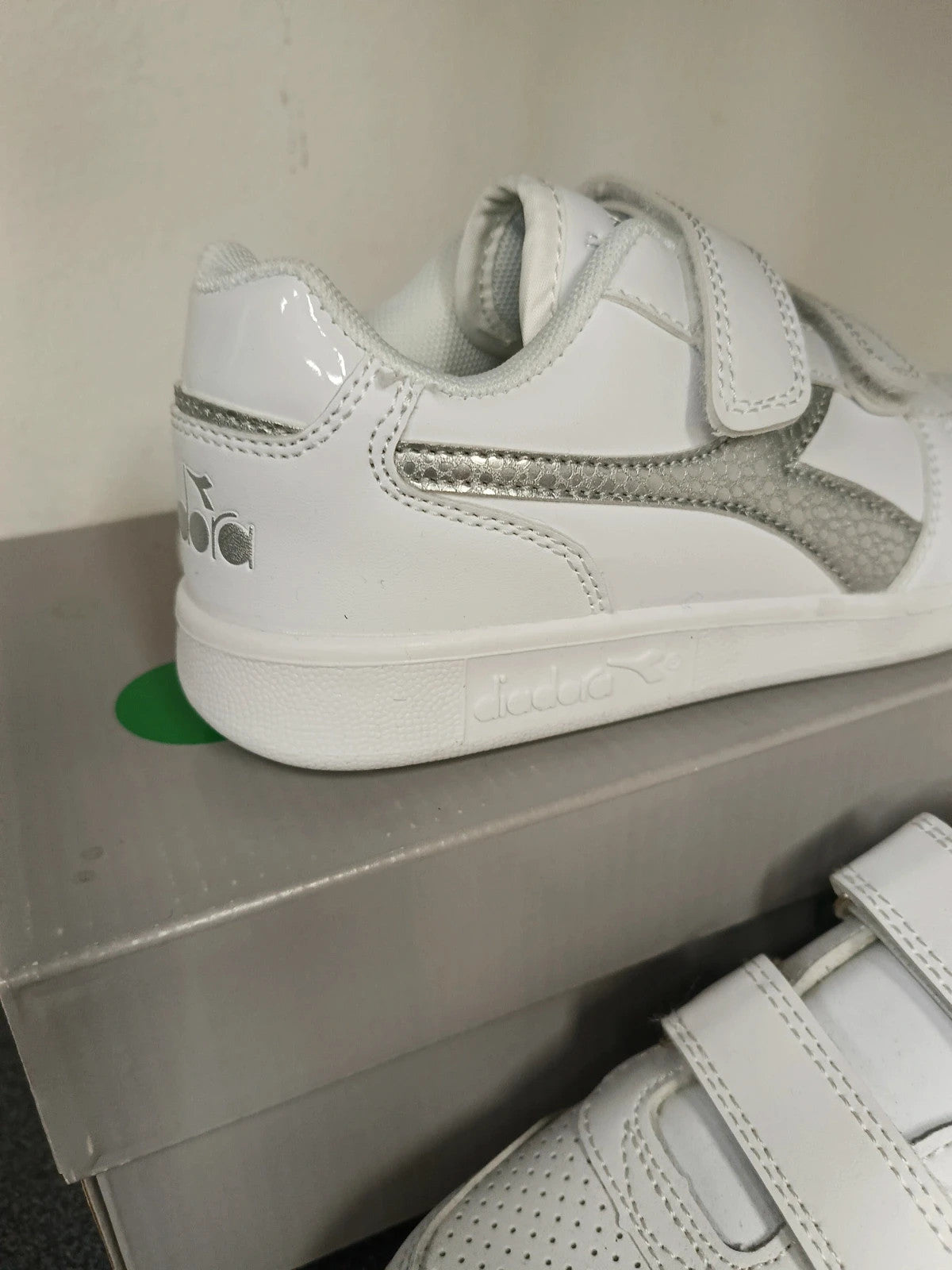Diadora scarpe strappi bambina junior nuove n 32