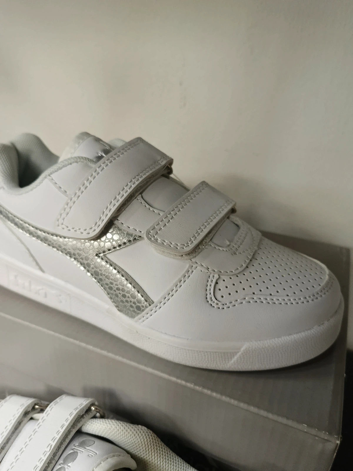 Diadora scarpe strappi bambina junior nuove n 32