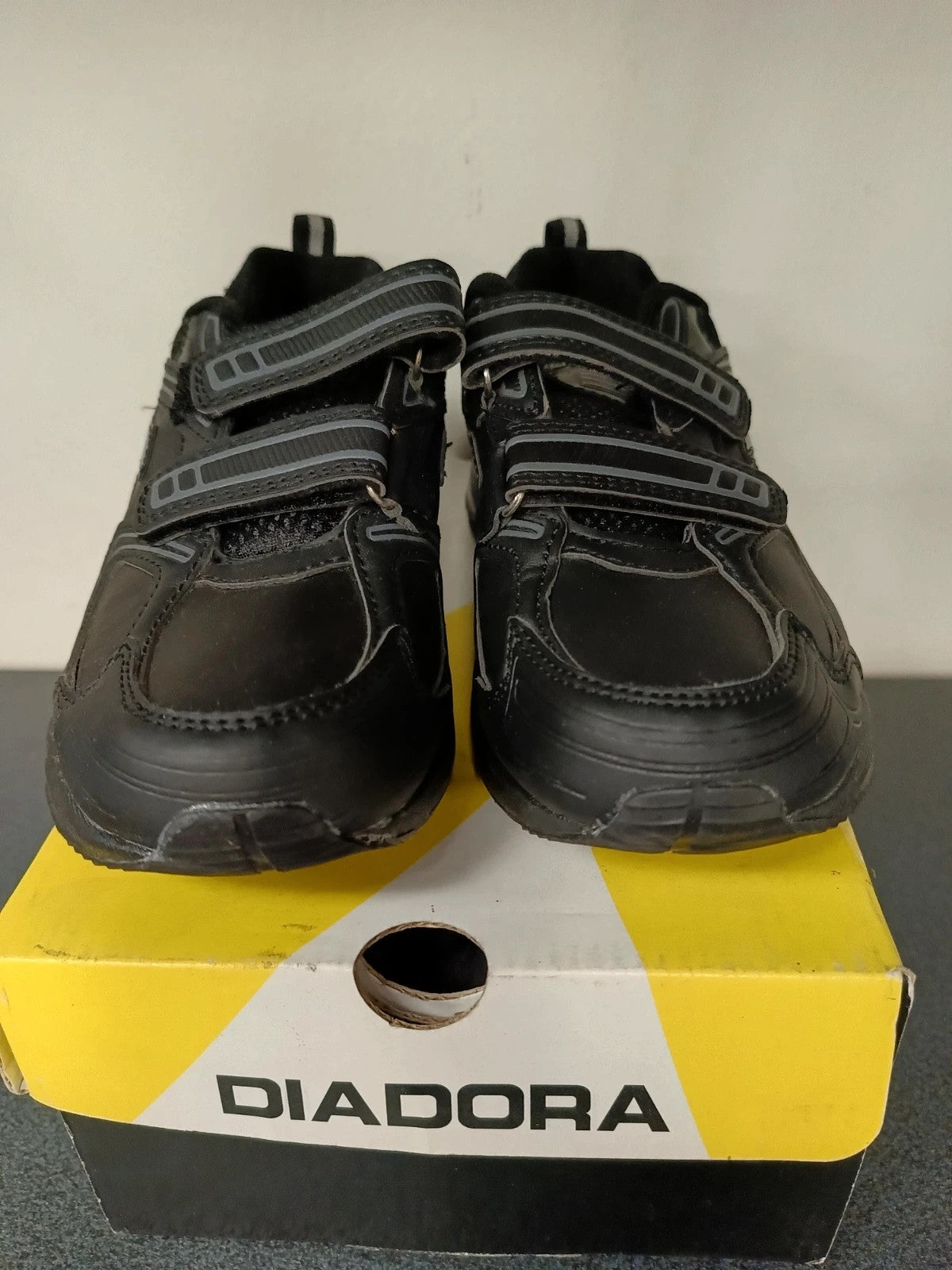 Diadora scarpe sneakers nere strappi n 33
