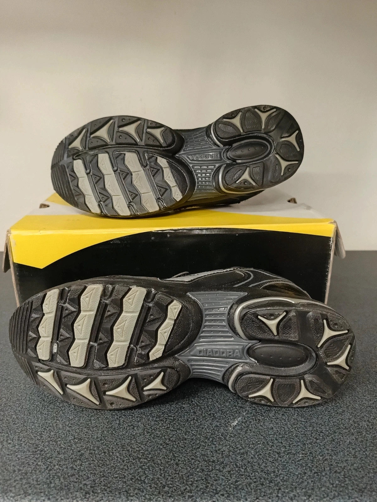 Diadora scarpe sneakers nere strappi n 33
