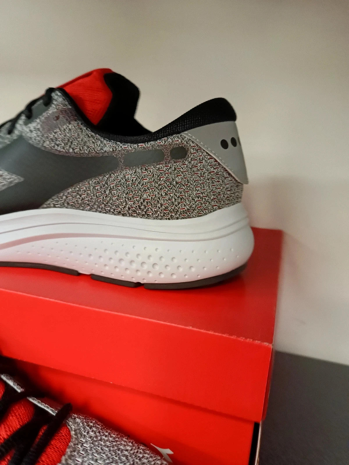 Diadora scarpe ginnastica uomo leggere corsa n 46