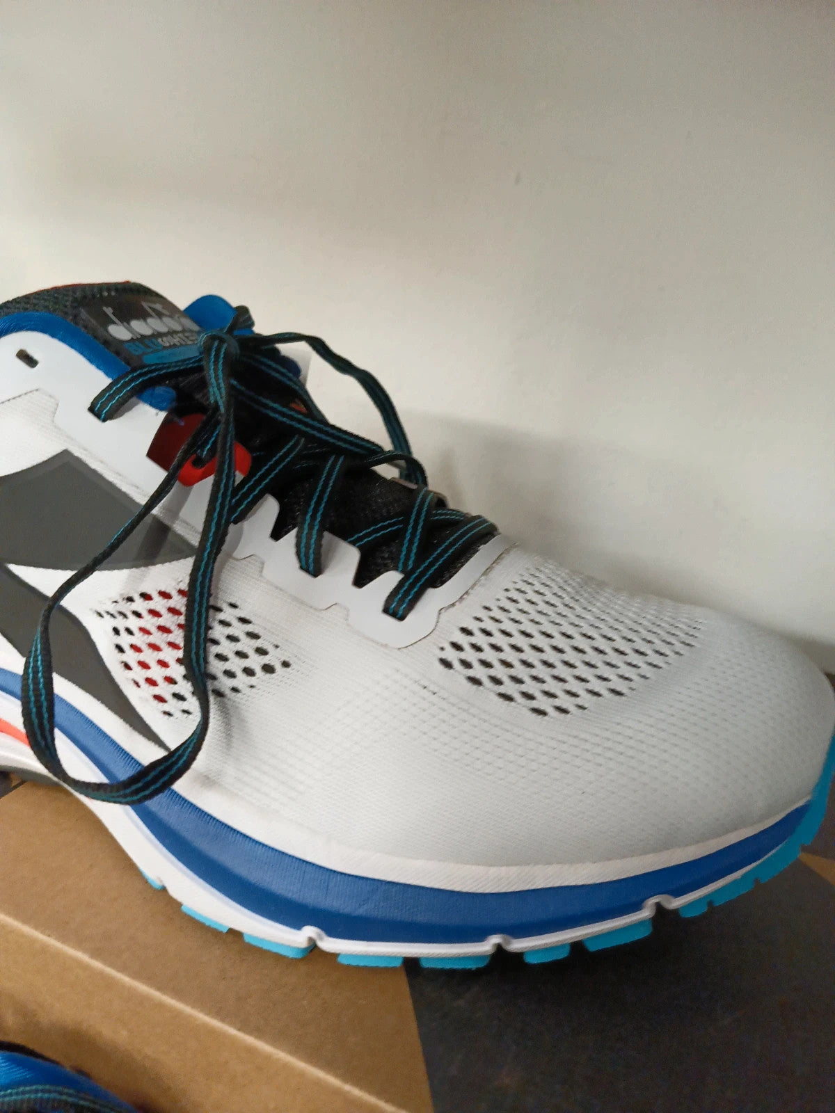 Diadora Scarpa da ginnastica corsa uomo n 46