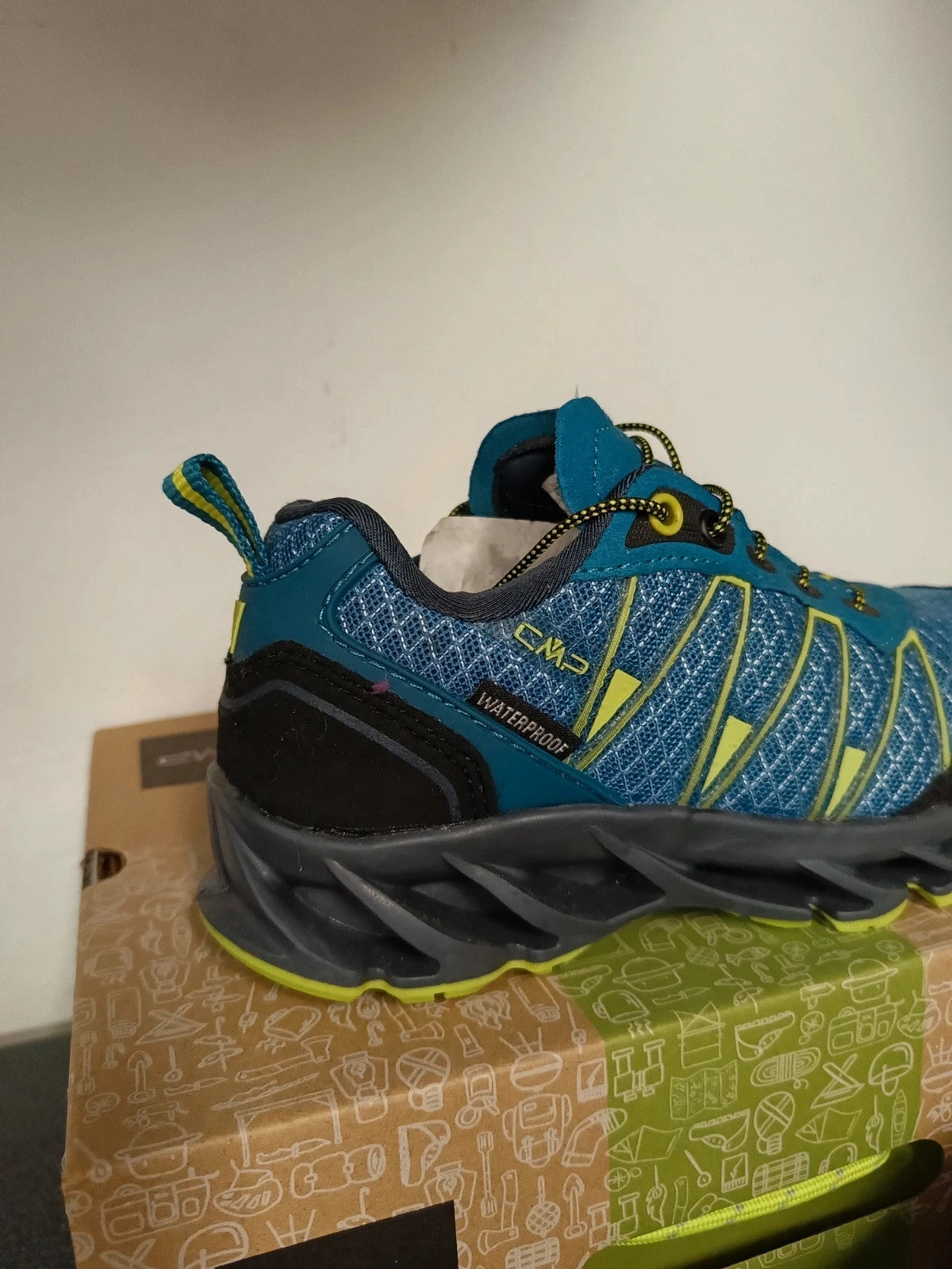 CMP Scarpa Bassa trekking montagna jr impermeabile n 30