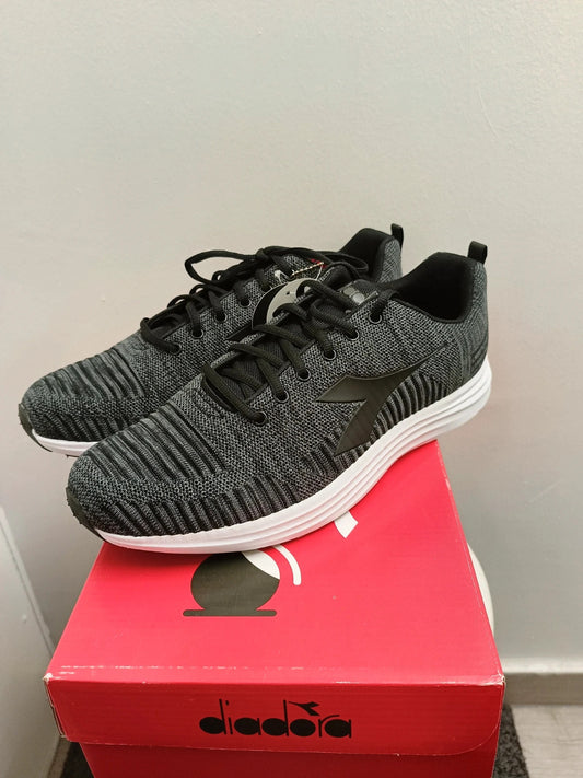 Diadora Scarpa ginnastica Dinamica 2 n 45