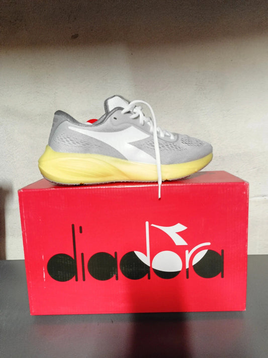 Diadora Donna ginnastica nuove numero 41