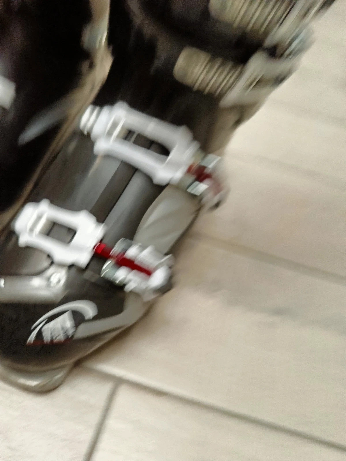 Tecnica Scarpone sci uomo numero 43-44 / 285