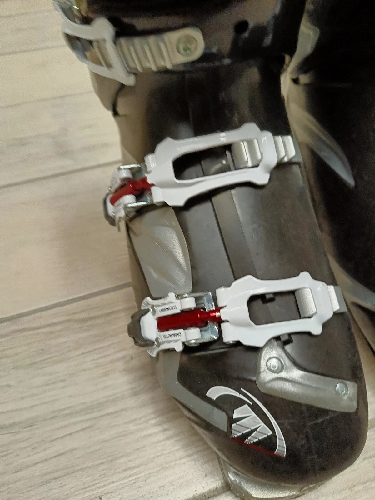 Tecnica Scarpone sci uomo numero 43-44 / 285