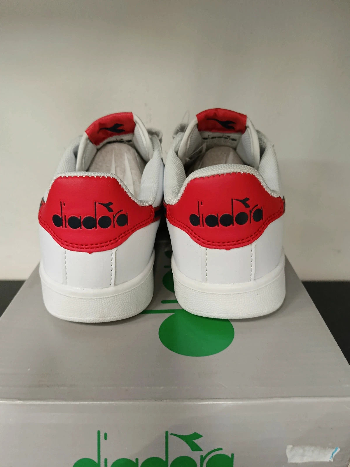 Diadora scarpe bambino junior nuove strappi n 35