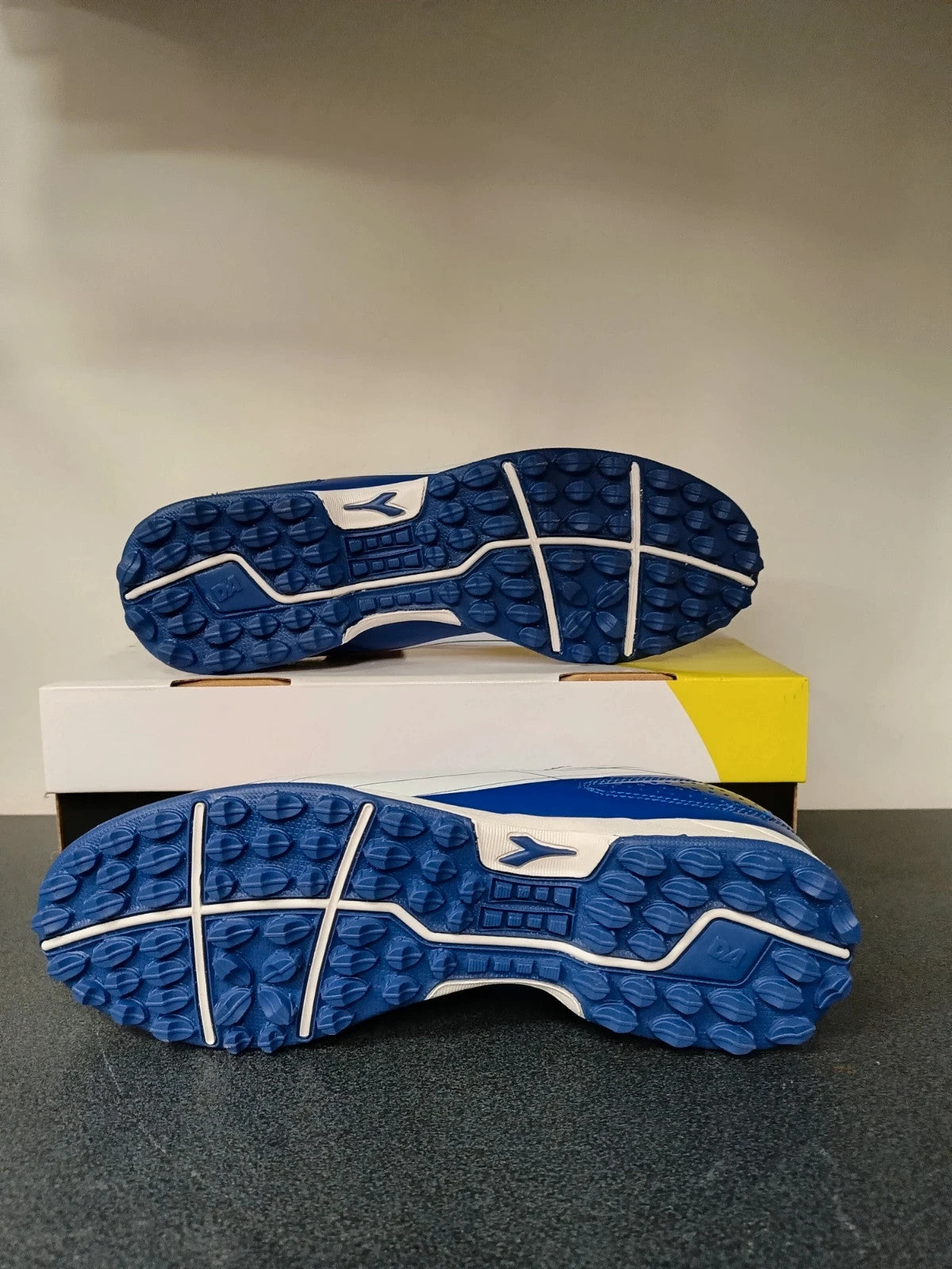 Diadora scarpe calcetto uomo nuove n 43