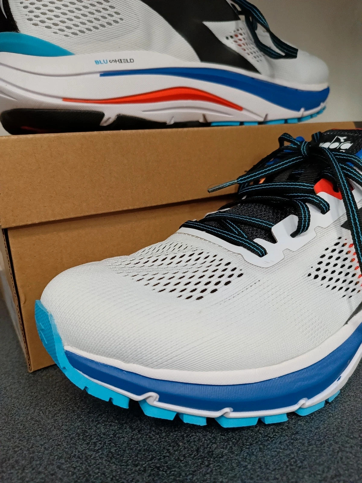 Diadora Scarpa da ginnastica corsa uomo n 46