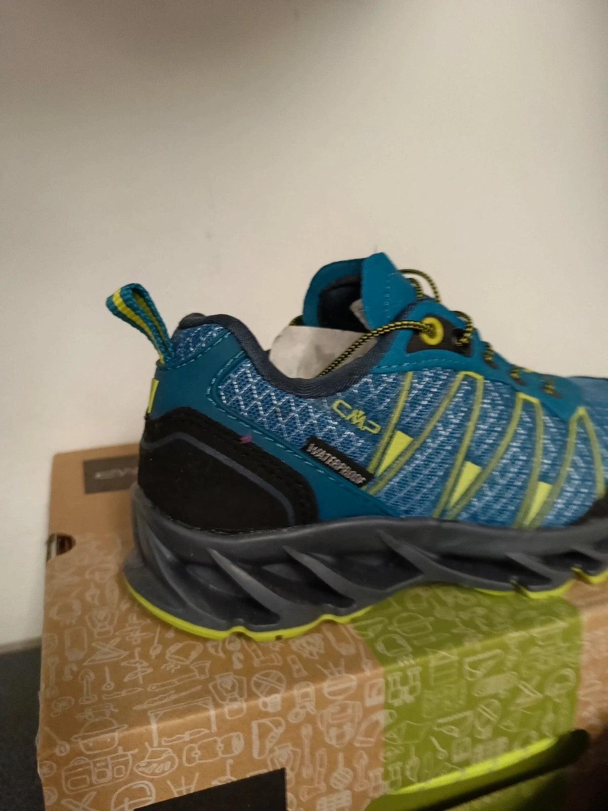 CMP Scarpa Bassa trekking montagna jr impermeabile n 30